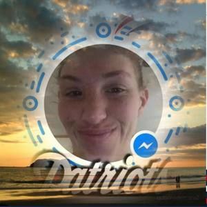 Meet your Posher, Carrie